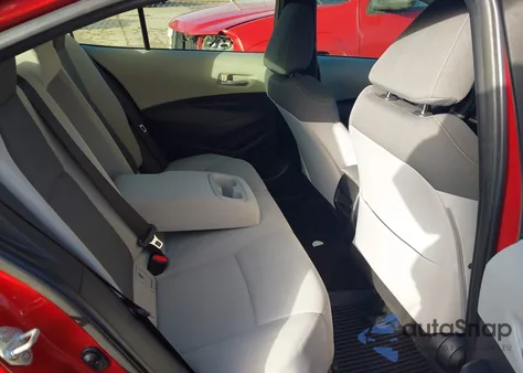 2021 Toyota Corolla Le z USA, uszkodzony, nr VIN JTDEPMAE4MJ154536